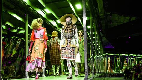 Watch the Gucci Spring 2018 Show Live Here 